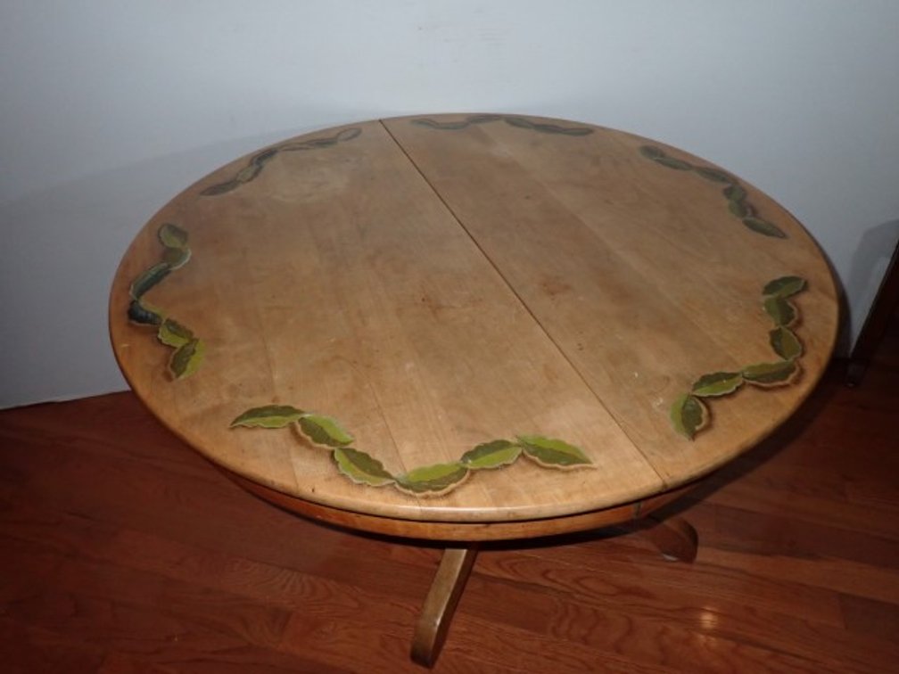 Round Table