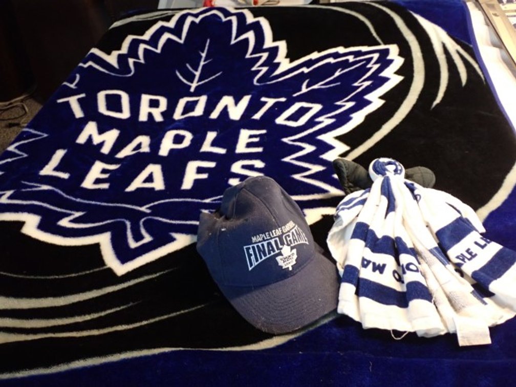 Maple Leaf Merch