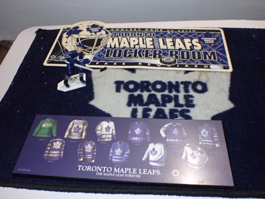 The Maple Leaf Forever