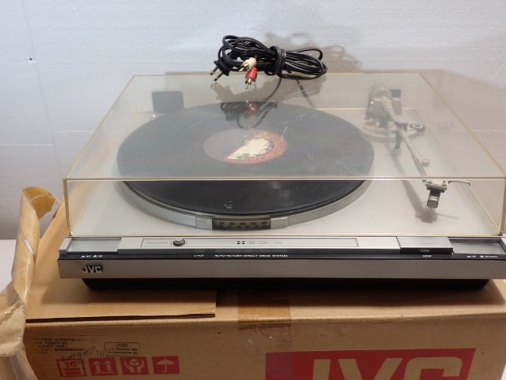 JVC L-A31 Turntable
