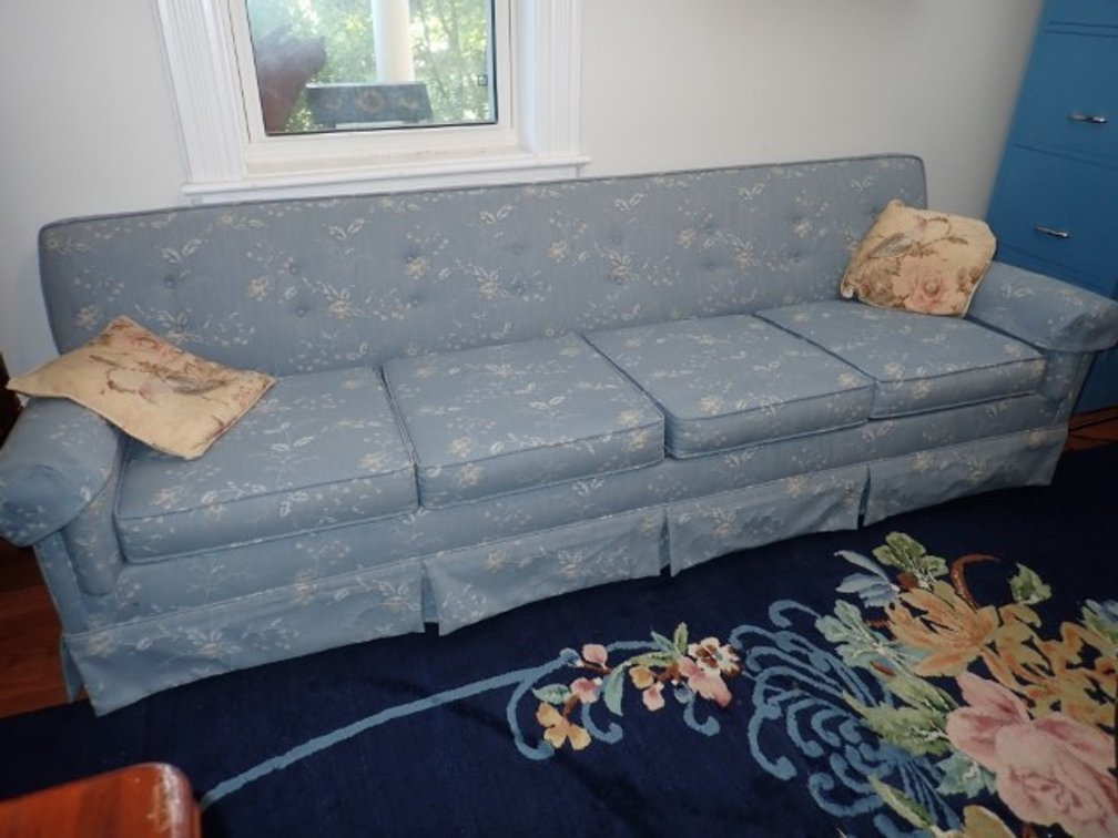 4 Seater Upholstered Chesterfield