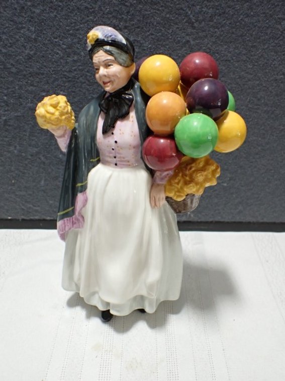 Doulton "Biddy Pennyfarthing"