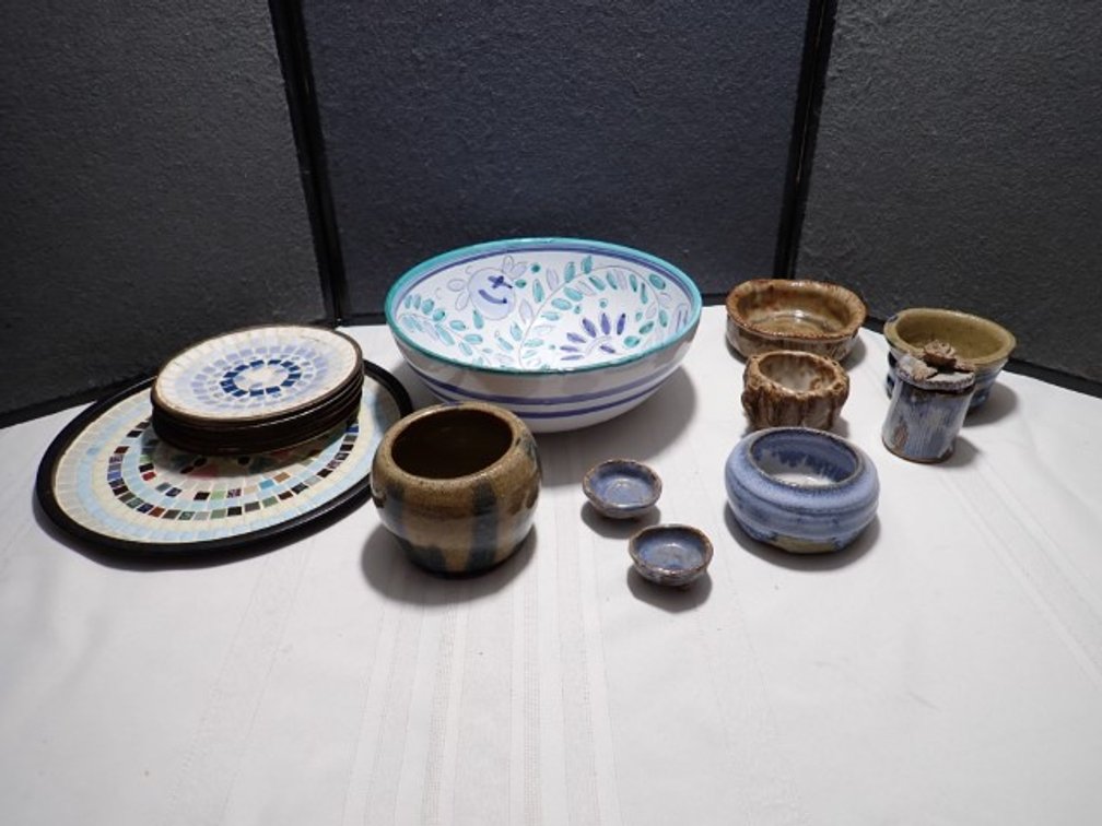 mosaic plates and pottery