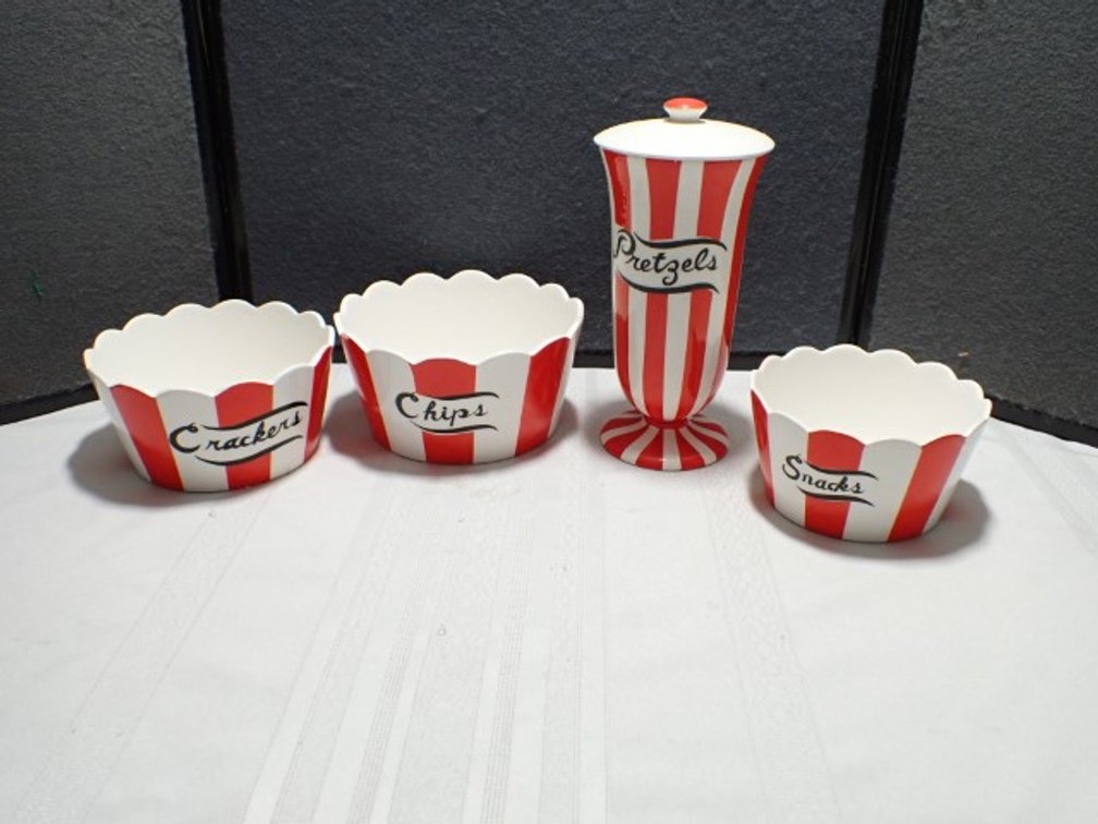Country Club Snack Dishes