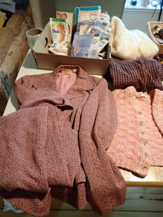 Small /Medium Women's clothing