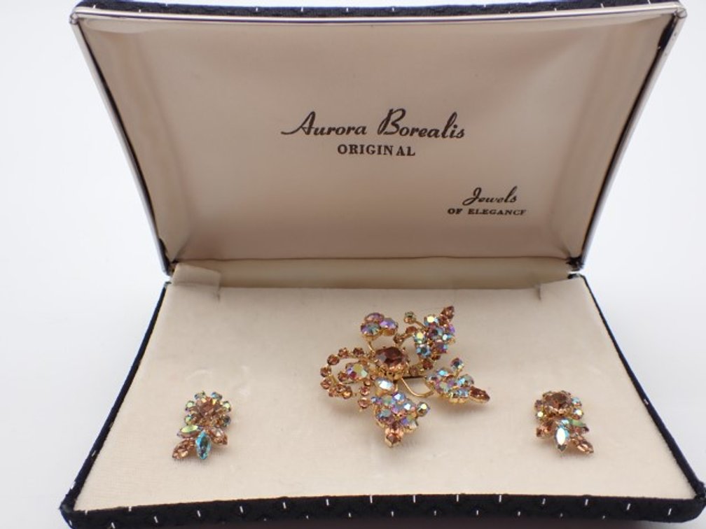 Jewels of Elegance