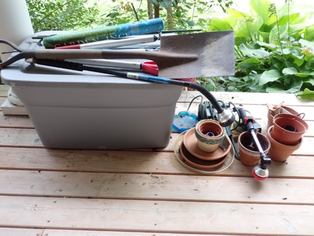 Hand tools, and bin