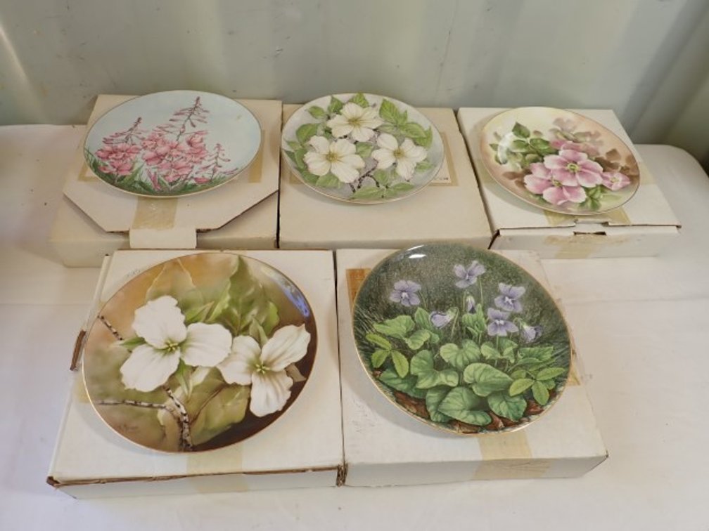 Provincial Collector Plates