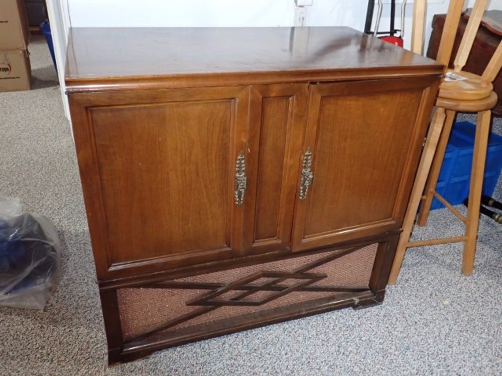 Admiral Stereo Console