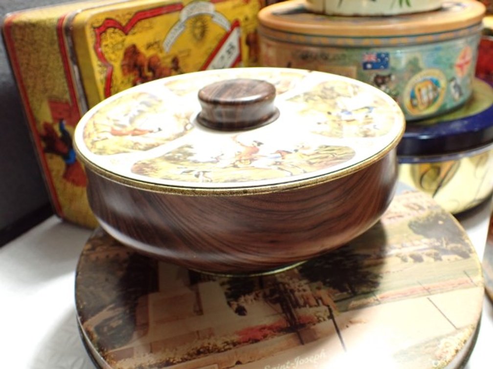 Tin Collection