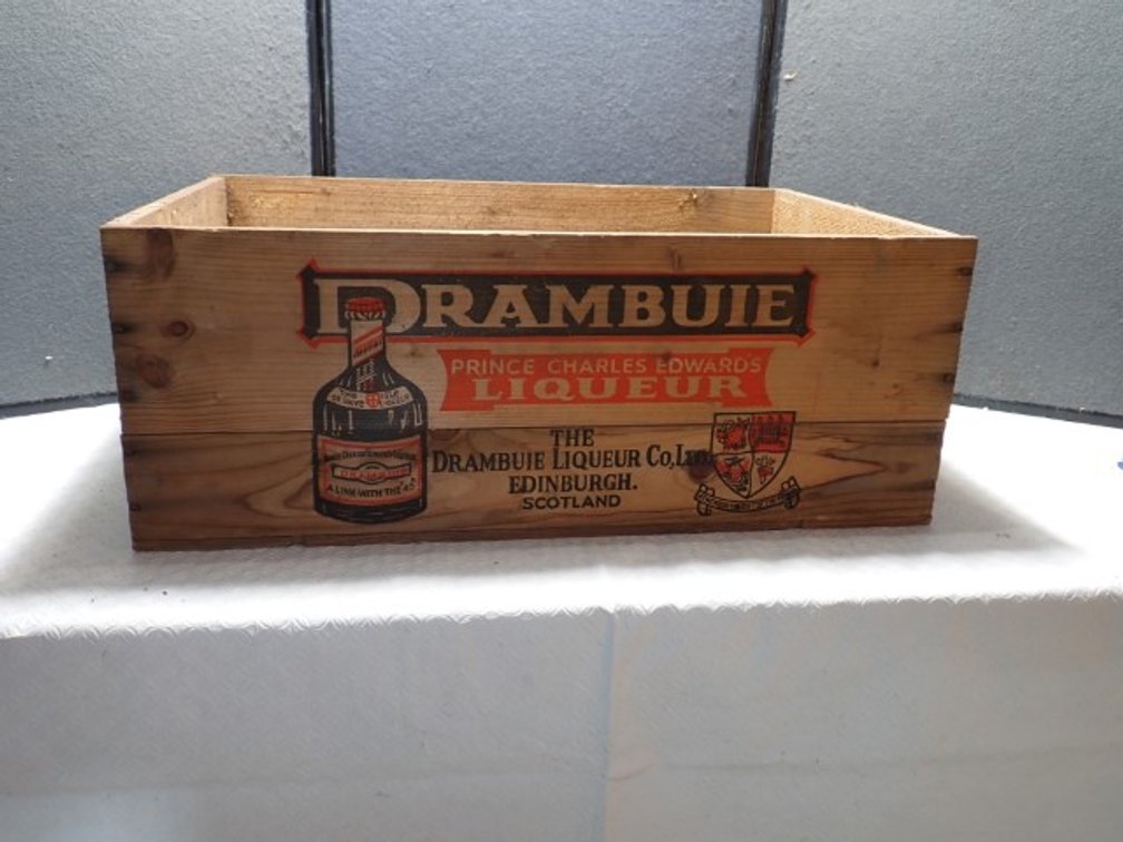 Drambuie Crate