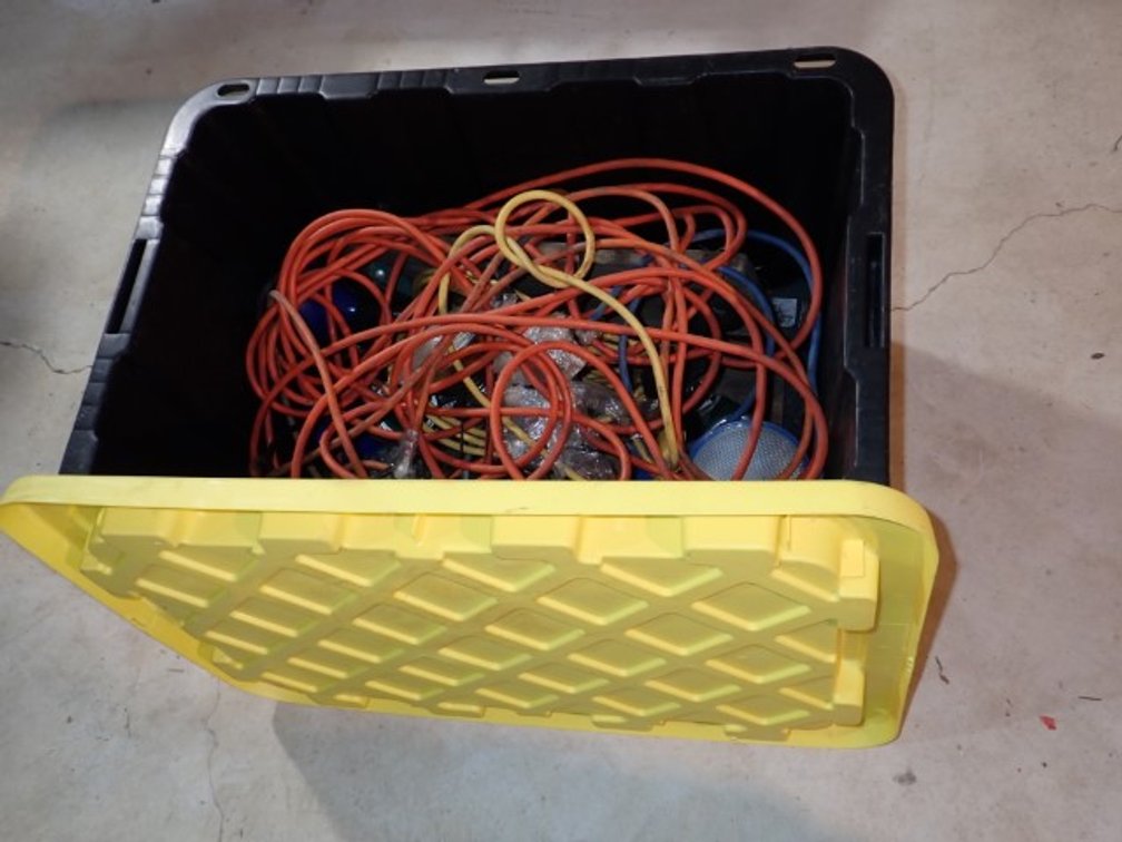 Tub of Exterior Lights & Cords
