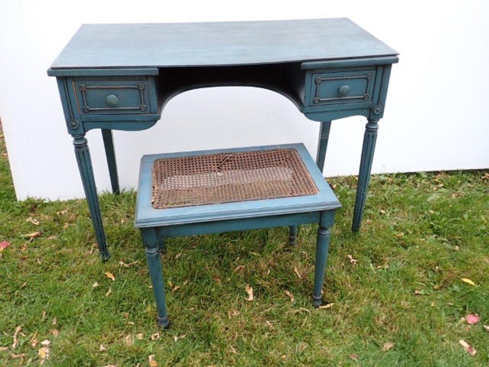 Painted Desk/Vanity
