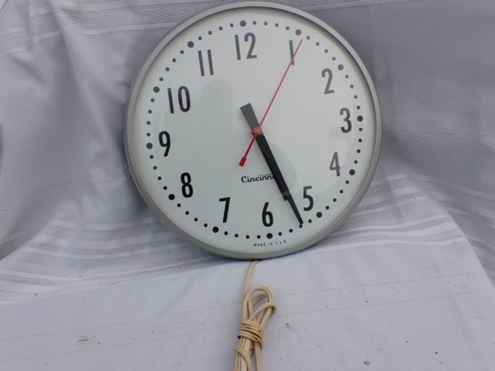 School/Office Clock