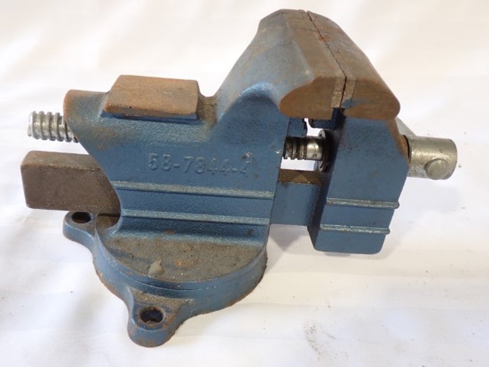 Bench Vise