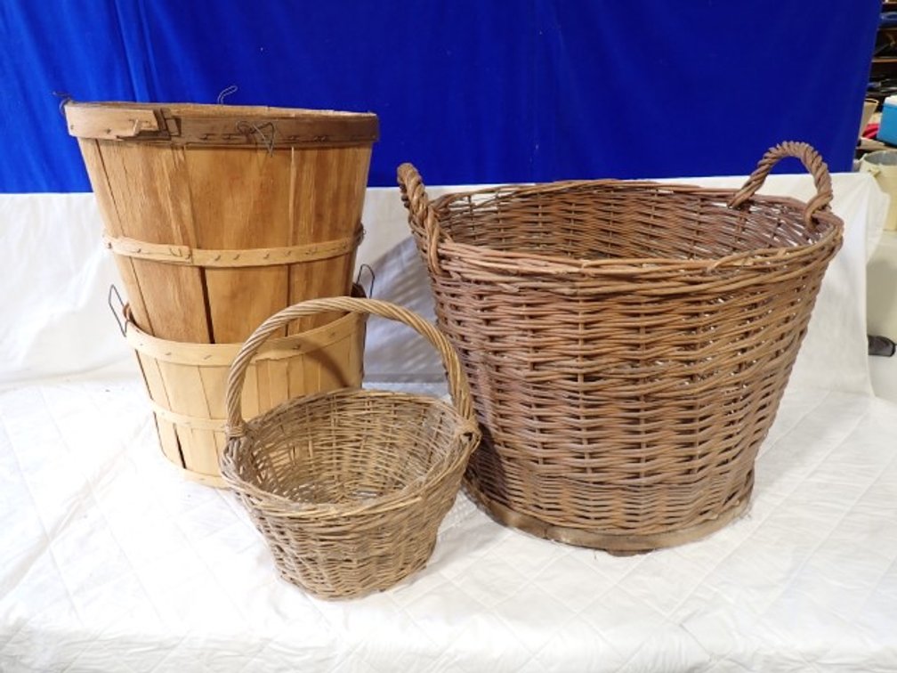 Baskets & Bushels