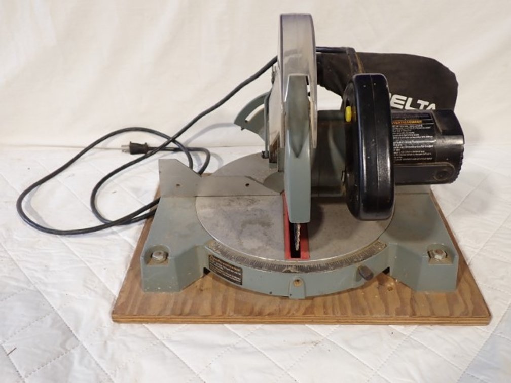 Delta Saw