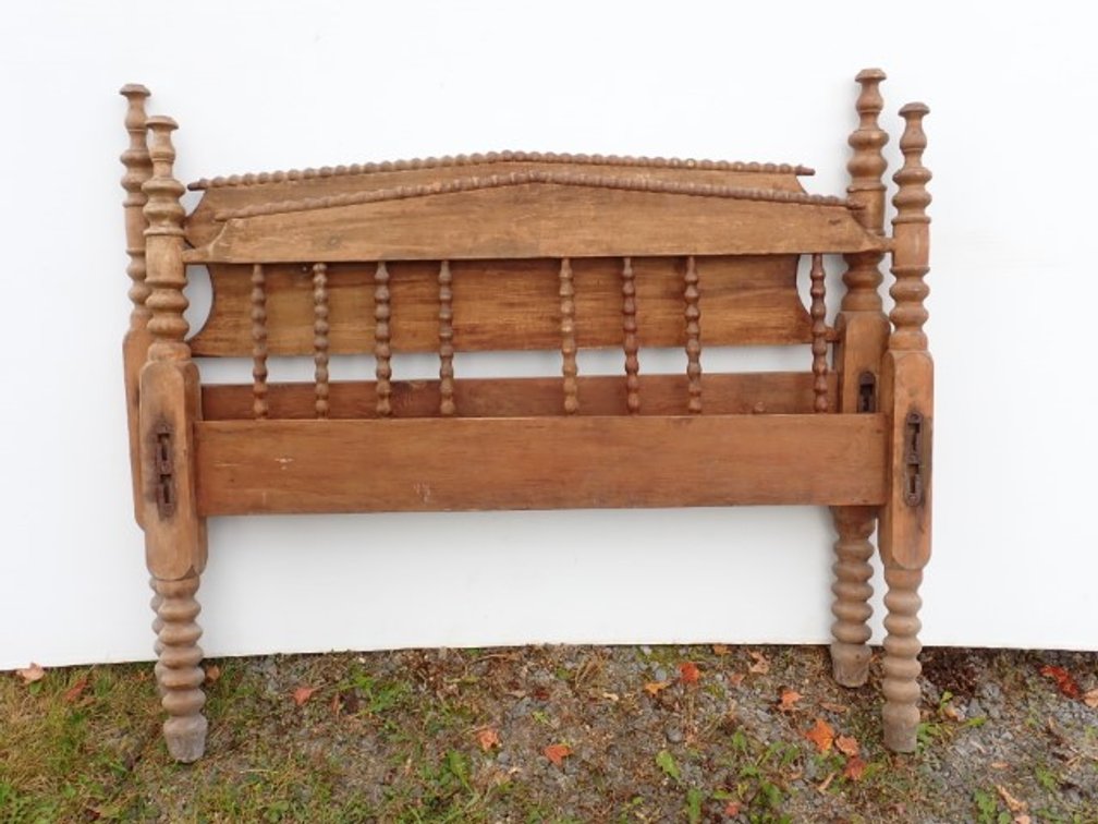 Wood Poster Bed