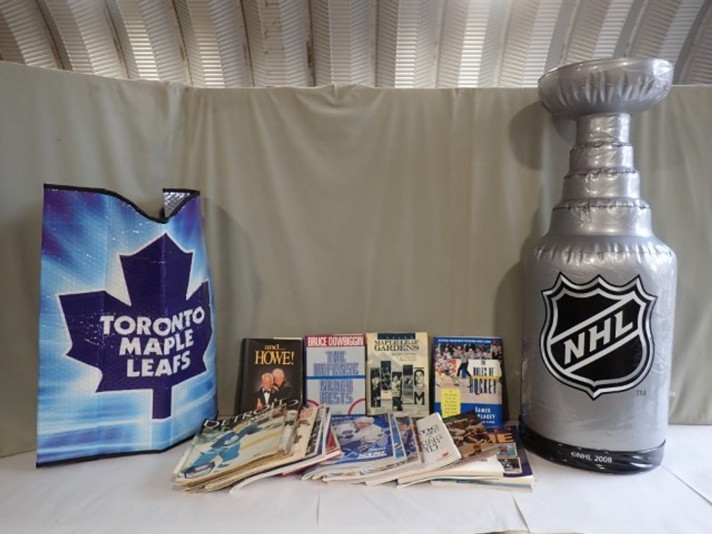 Hockey Books & Publications