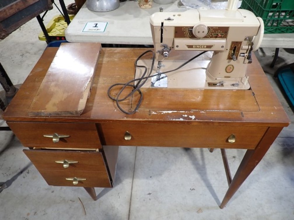 Singer Sewing Machine
