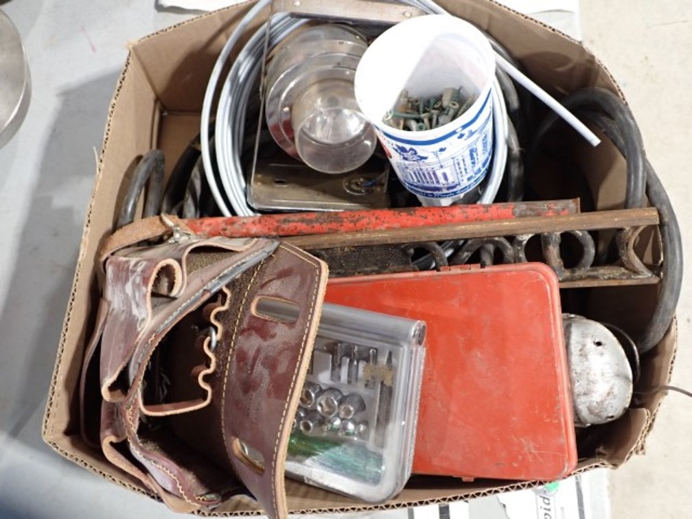 Tools & Tool Belt