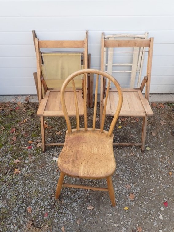 Four Chairs Plus
