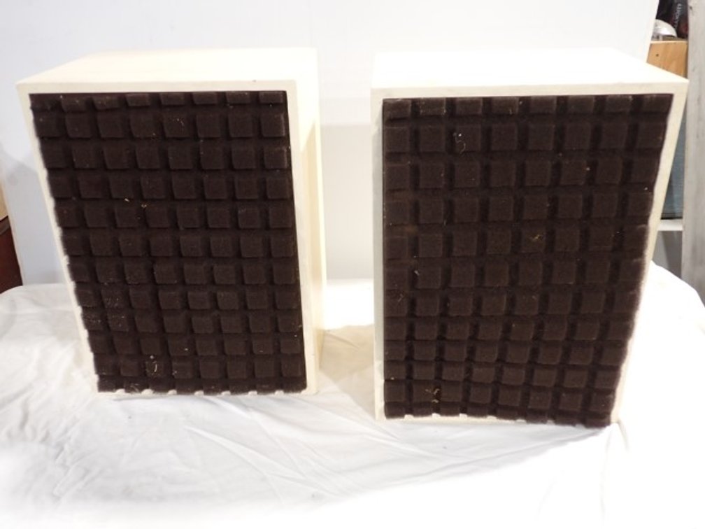Speaker Box