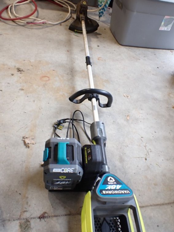 Yardworks Grass Trimmer