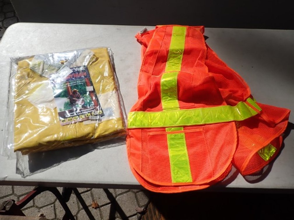Viking Handyman Raincoat / High Visibility Vest