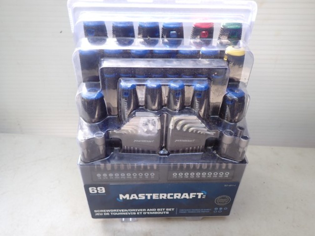 Mastercraft Screwdriver/Driver and Bit Set