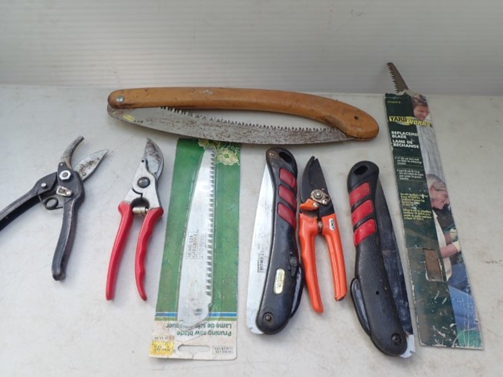 Garden Pruning Tools