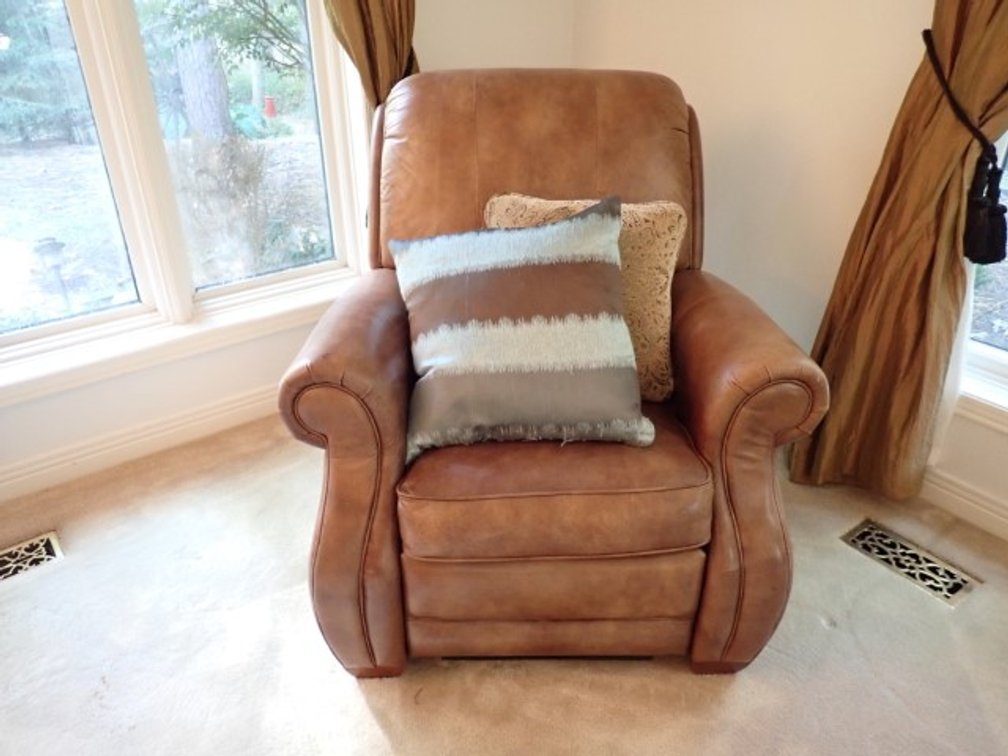 LA-Z-BOY Recliner
