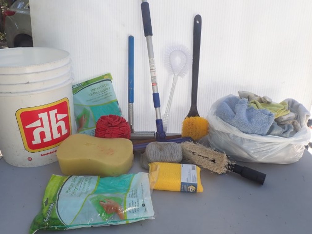 Auto Cleaning Lot