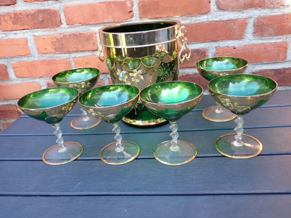 Murano Champagne Set