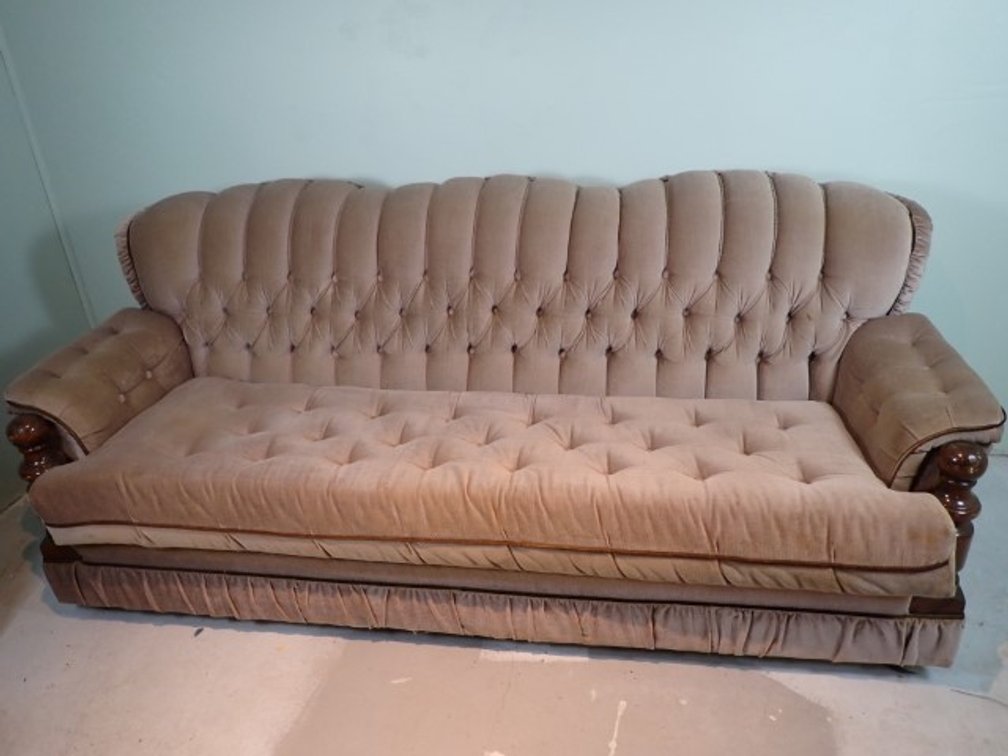 Tufted Velour Sofa