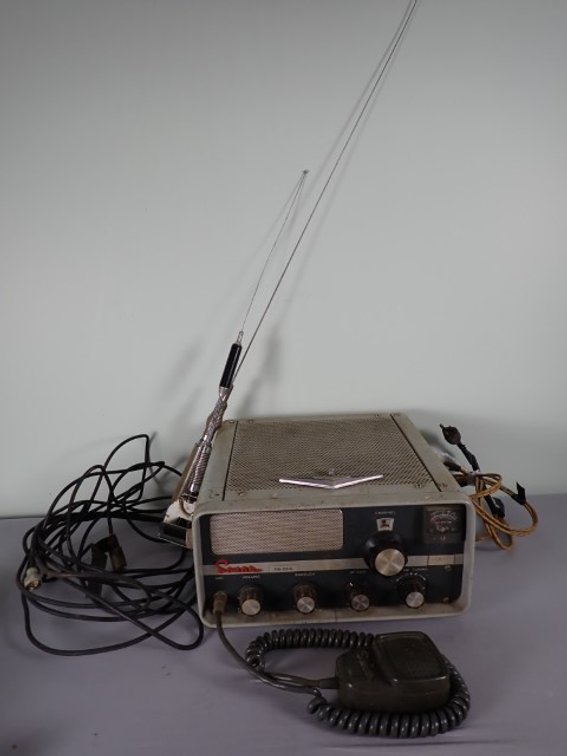 Sonar CB With Accessories