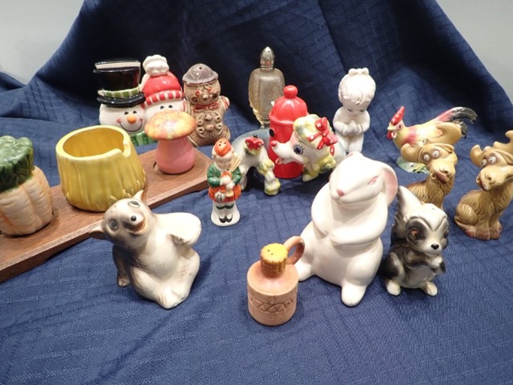 Salt & Pepper Collection No. 4