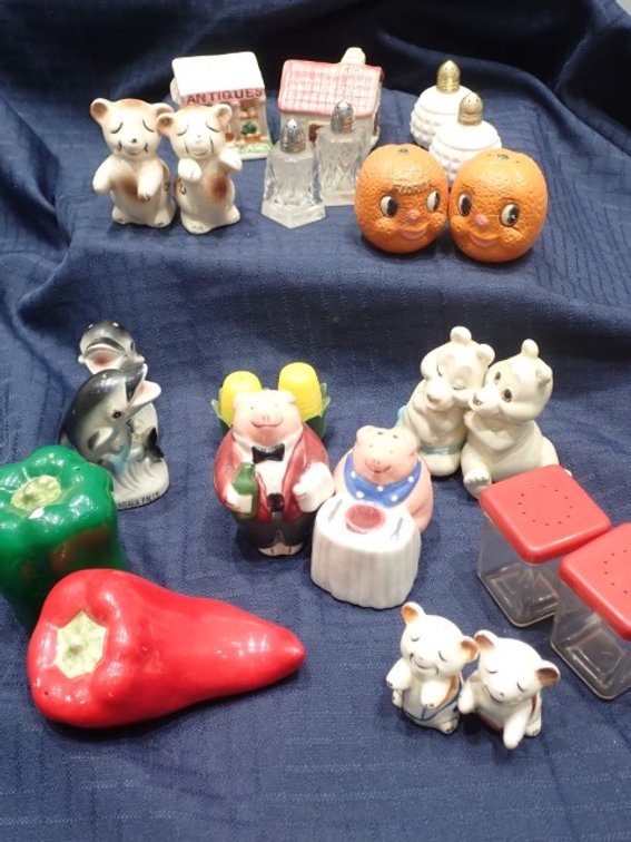 Salt & Pepper Shakers