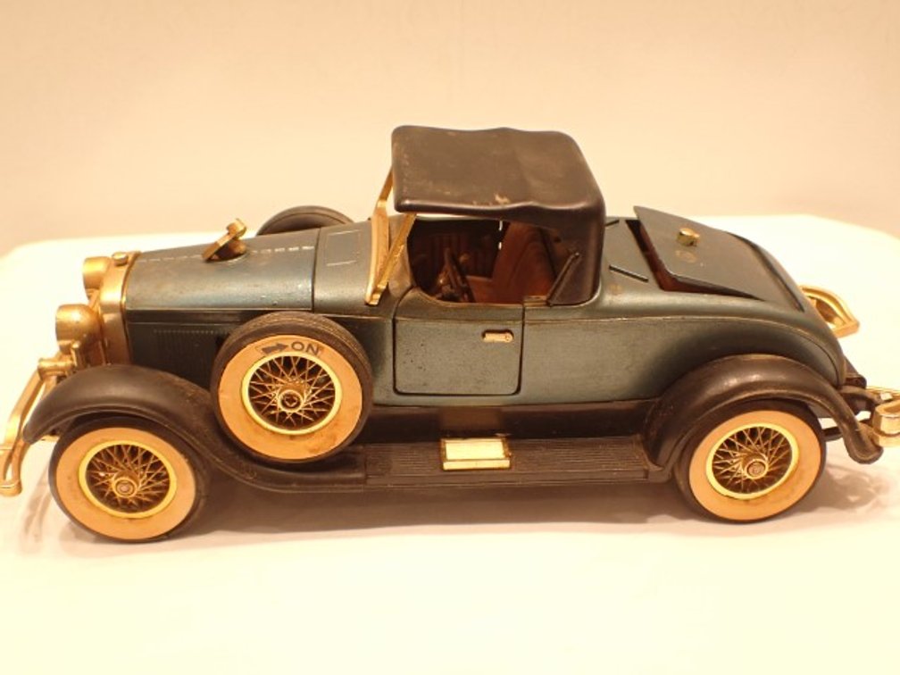 1927 Lincoln Lighter