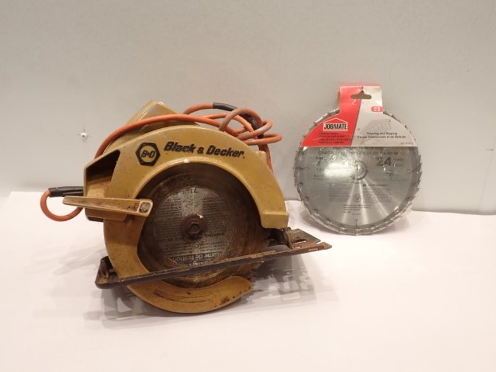 B+D Circular Saw