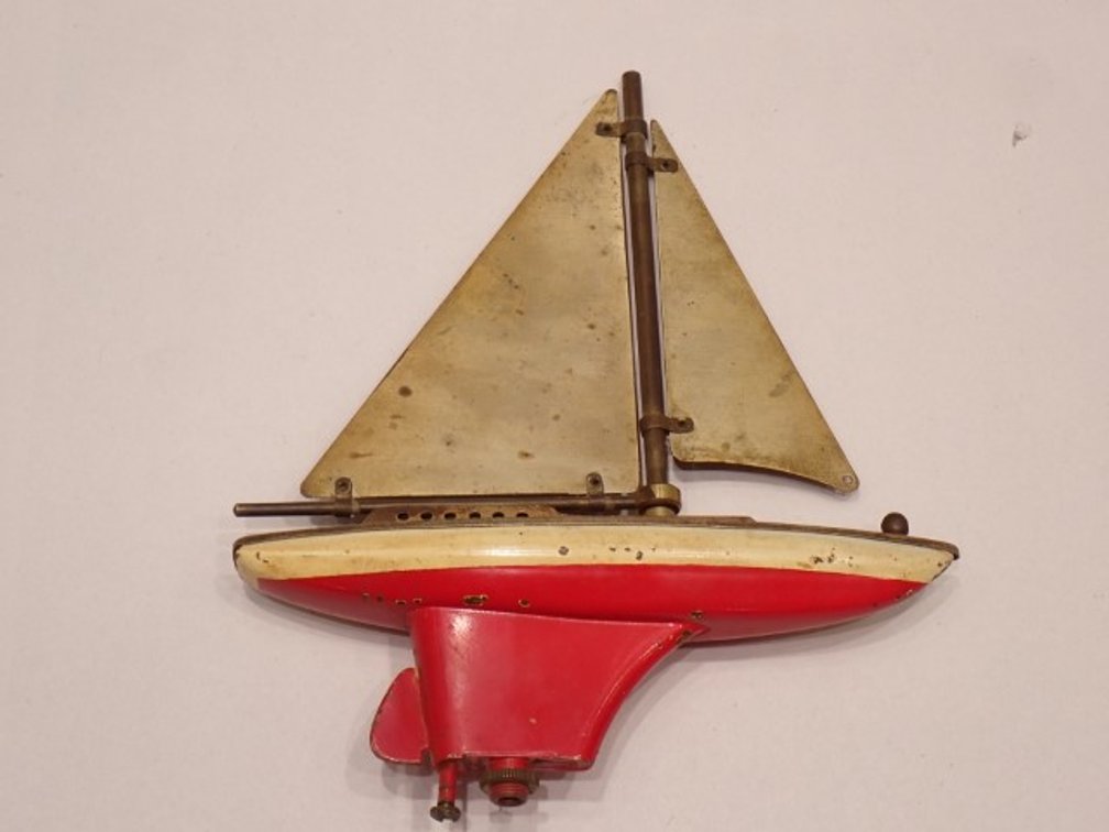 Sailboat Lighter