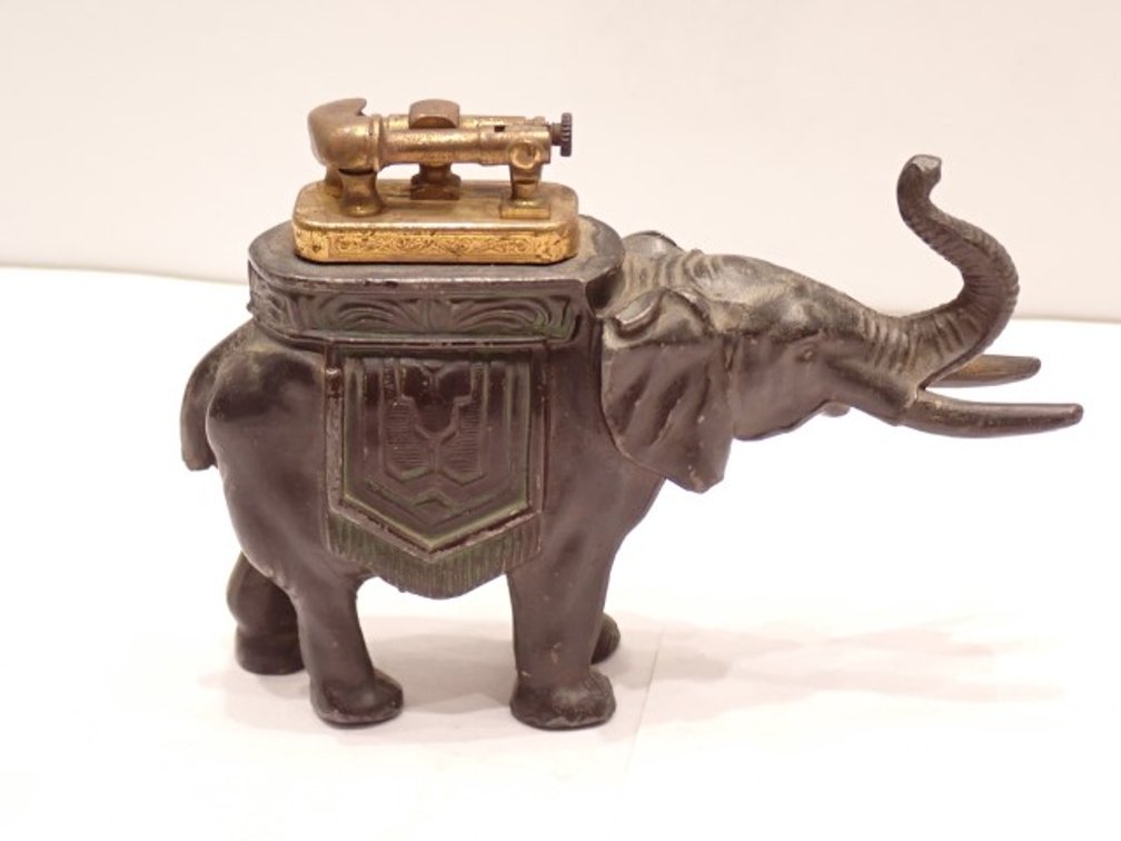 Figural Elephant Lighter
