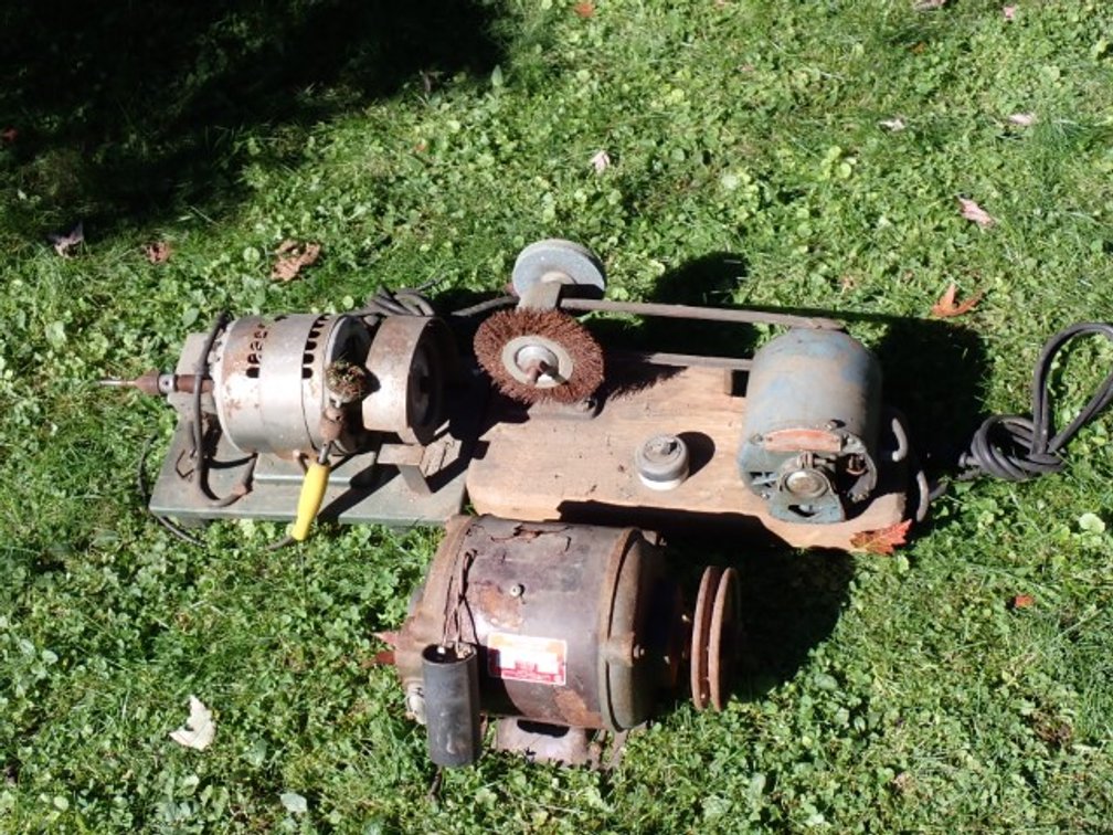 Bench Grinder Plus 4 items
