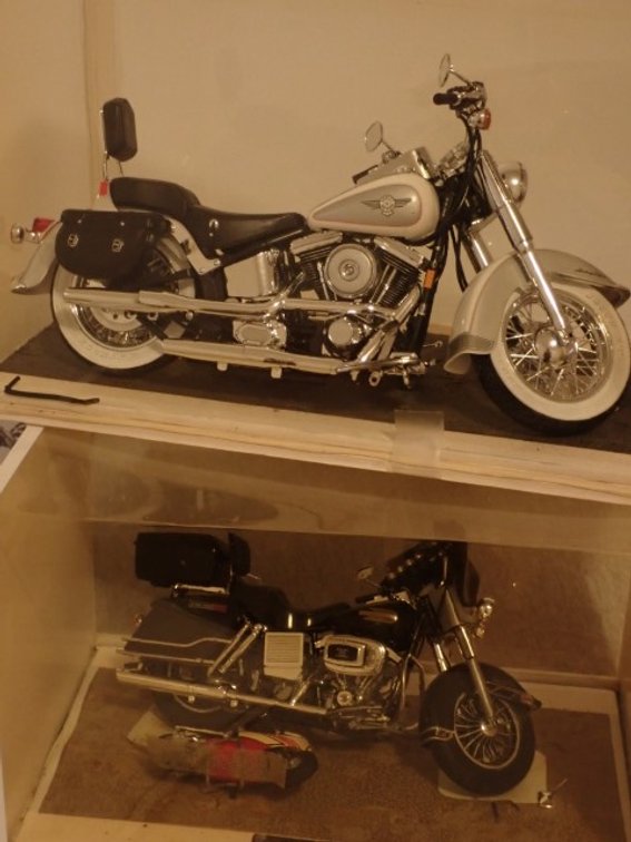 Model Harley Davidsons (2)