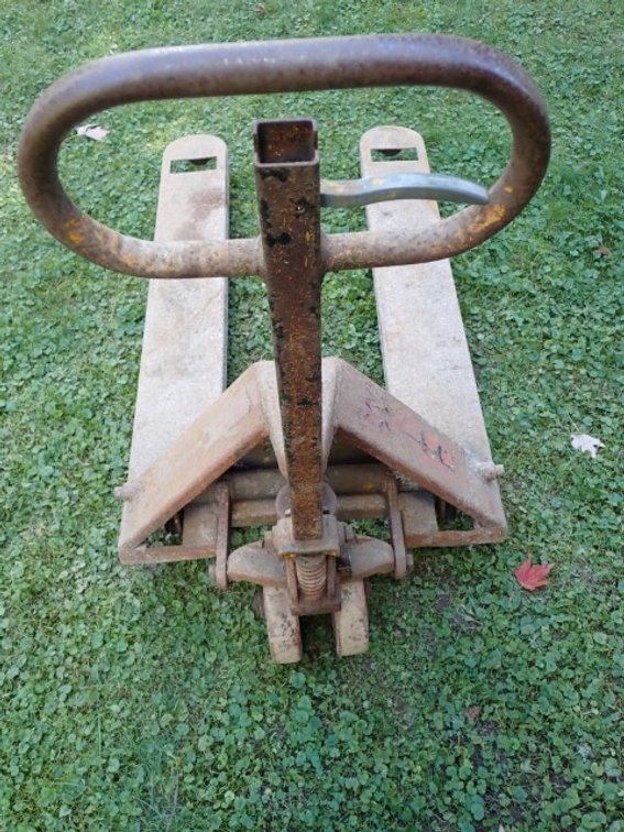 Manual Pallet Jack