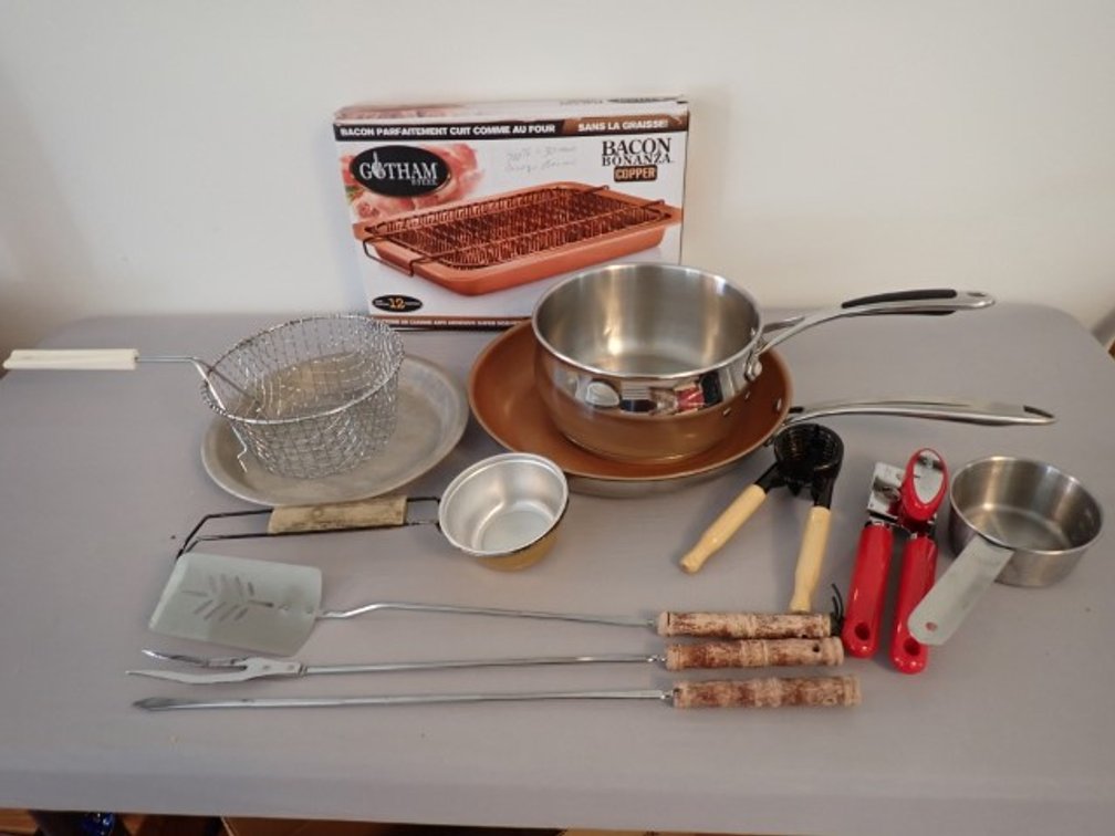 Kitchen Cookware & Utensils