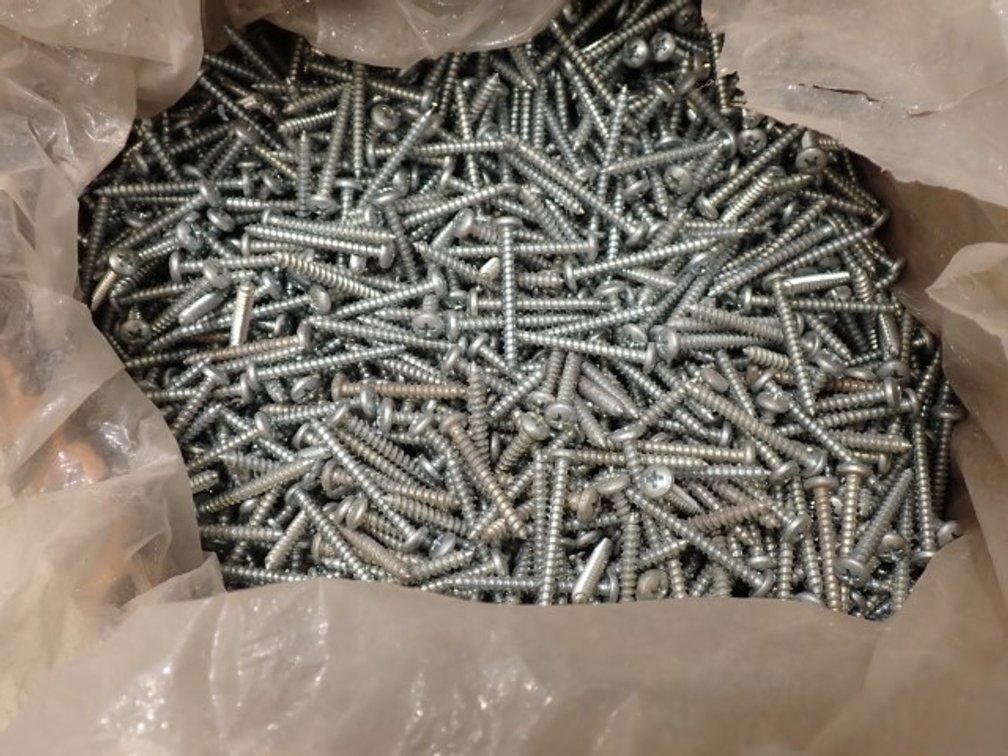 NEW Bulk Sheet Metal Screws