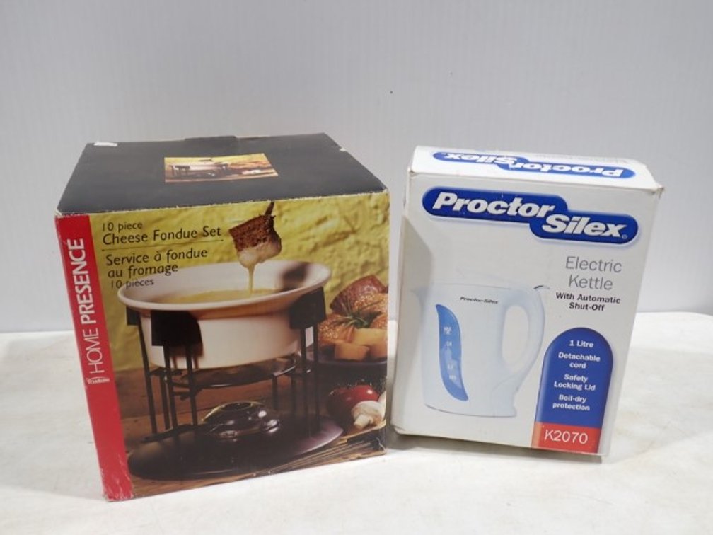 NEW Electric Kettle & Fondue Set