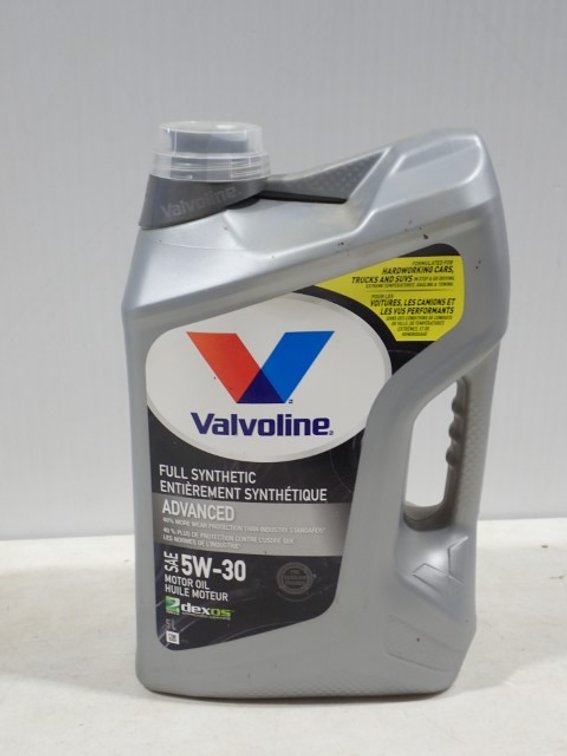 NEW Synthetic Motor Oil