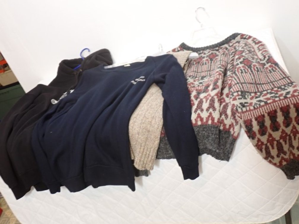 Women's Pullover Sweaters